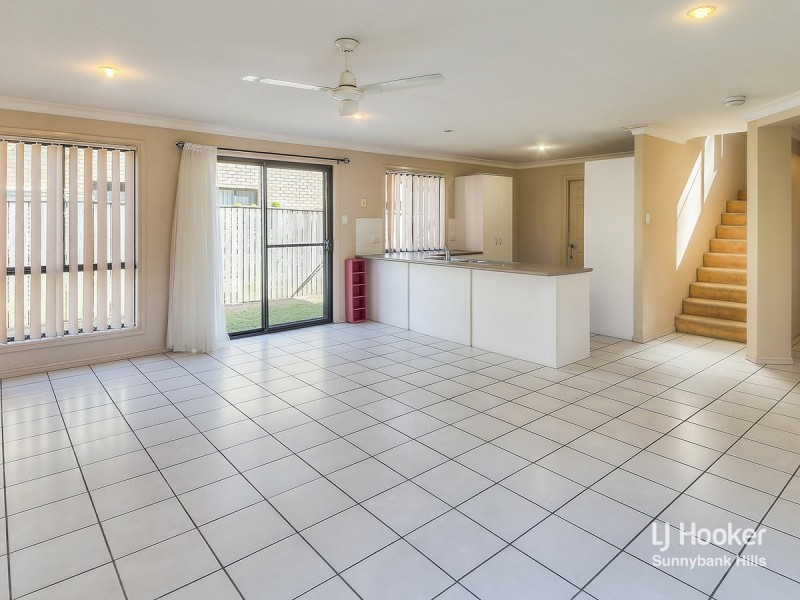12 Tuckeroo Place, Sunnybank Hills QLD 4109