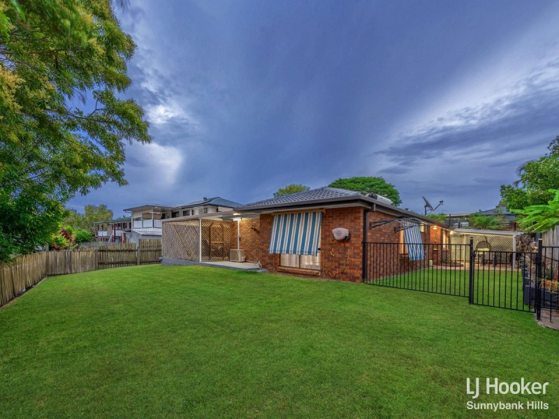 30 Calliope Street, Runcorn QLD 4113