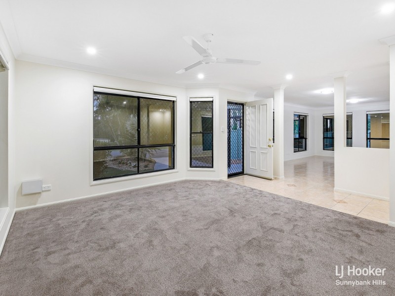 2 Clembury Place, Calamvale QLD 4116