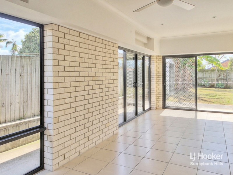 60 Lindwall Street, Upper Mount Gravatt QLD 4122