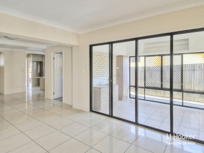 60 Lindwall Street, Upper Mount Gravatt QLD 4122