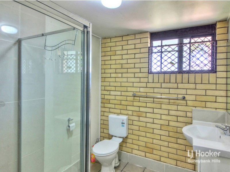 138 Chester Road, Eight Mile Plains QLD 4113