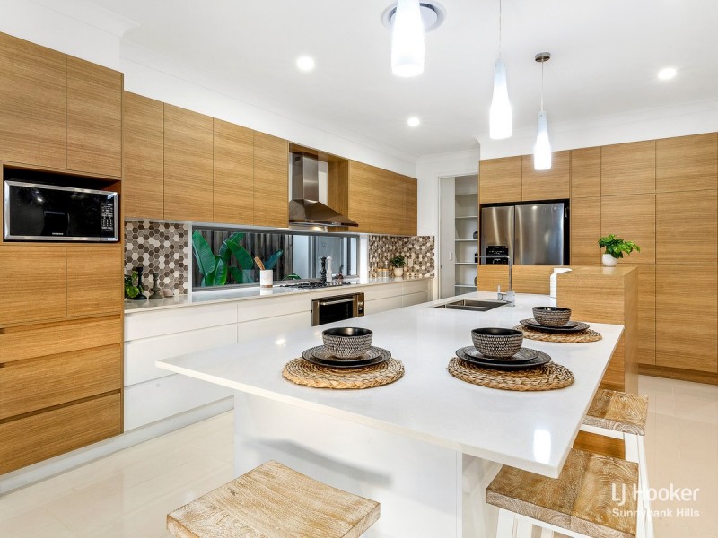 11 Plum Place, Rochedale QLD 4123