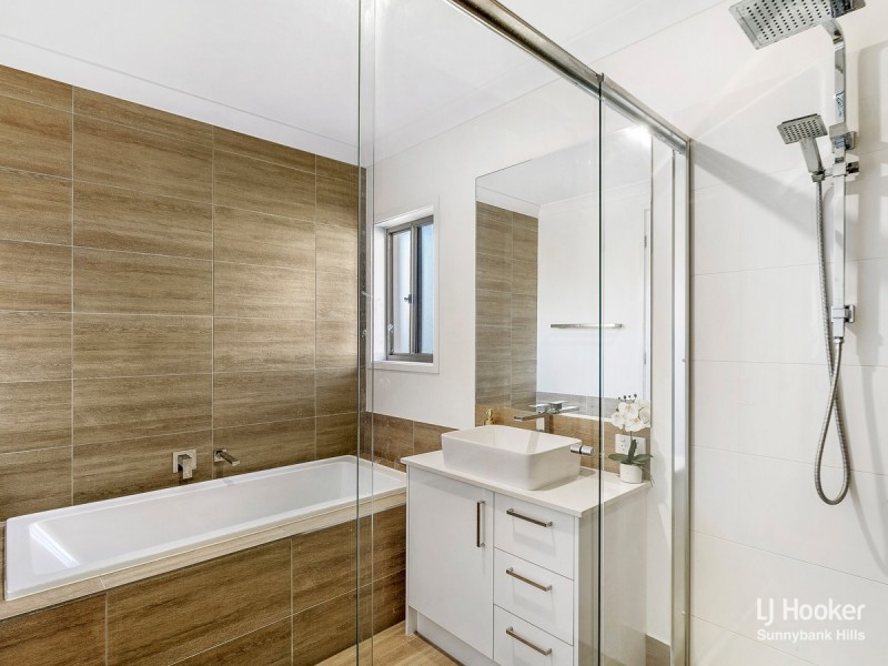 11 Plum Place, Rochedale QLD 4123