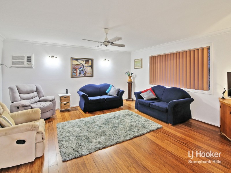 27 Eisenhower Street, Stretton QLD 4116