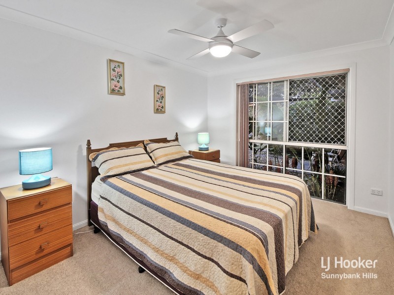 27 Eisenhower Street, Stretton QLD 4116