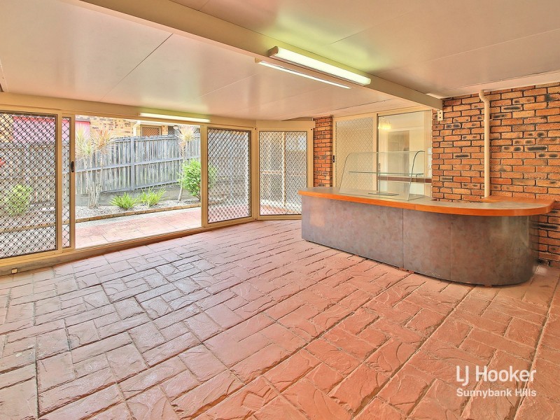 9 McKinley Court, Stretton QLD 4116