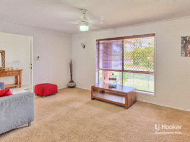 4 Chanel Crescent, Eight Mile Plains QLD 4113