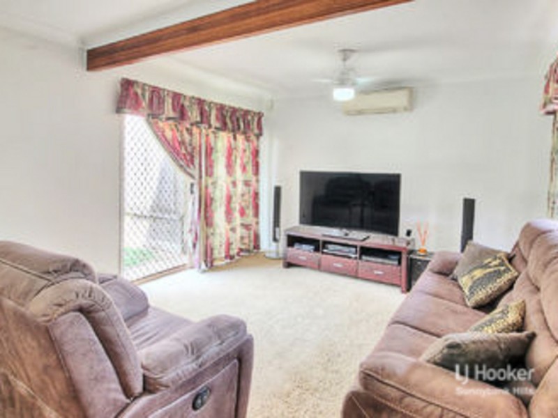 4 Chanel Crescent, Eight Mile Plains QLD 4113