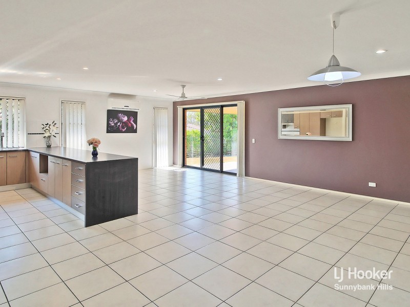 11 Budawang Street, Parkinson QLD 4115