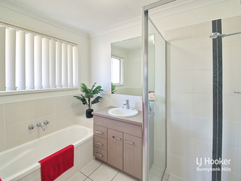 11 Budawang Street, Parkinson QLD 4115