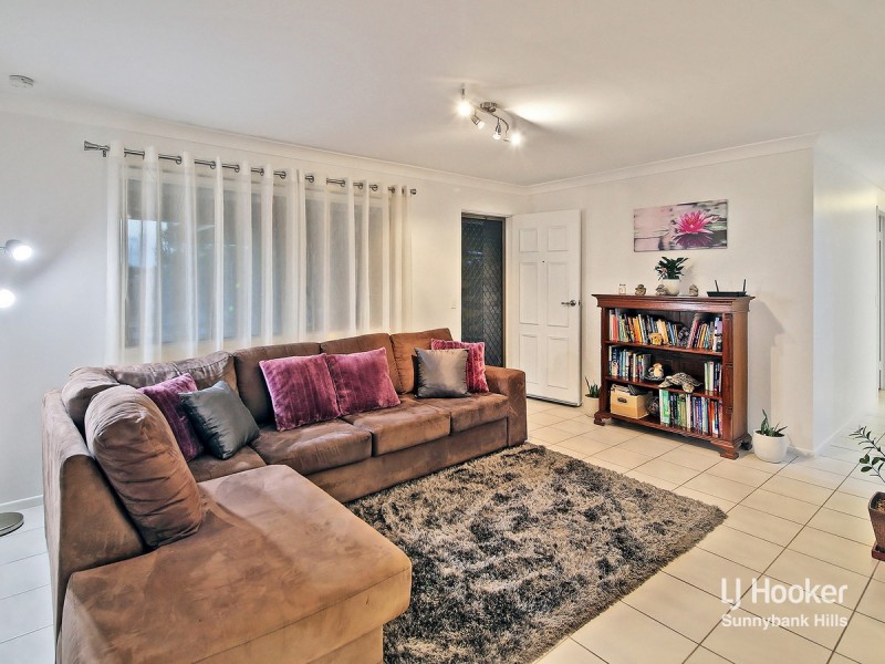 15 Basking Street, Runcorn QLD 4113