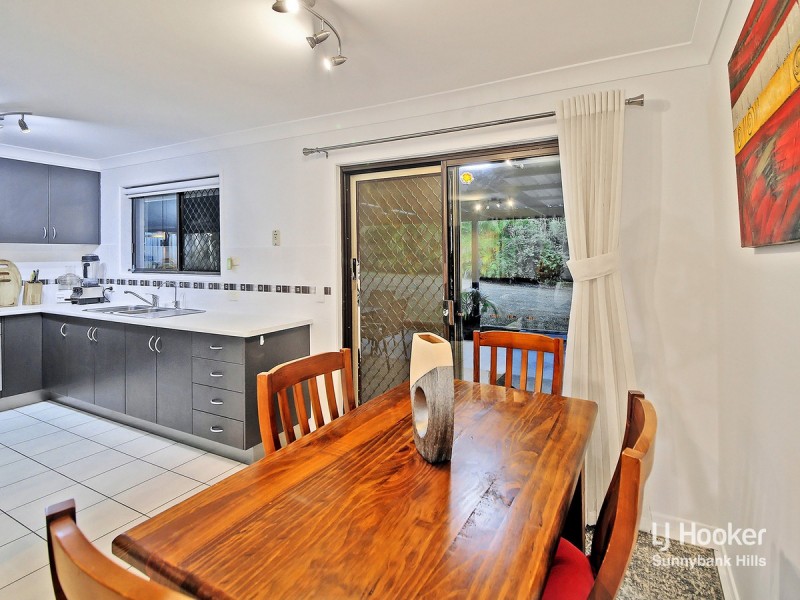15 Basking Street, Runcorn QLD 4113