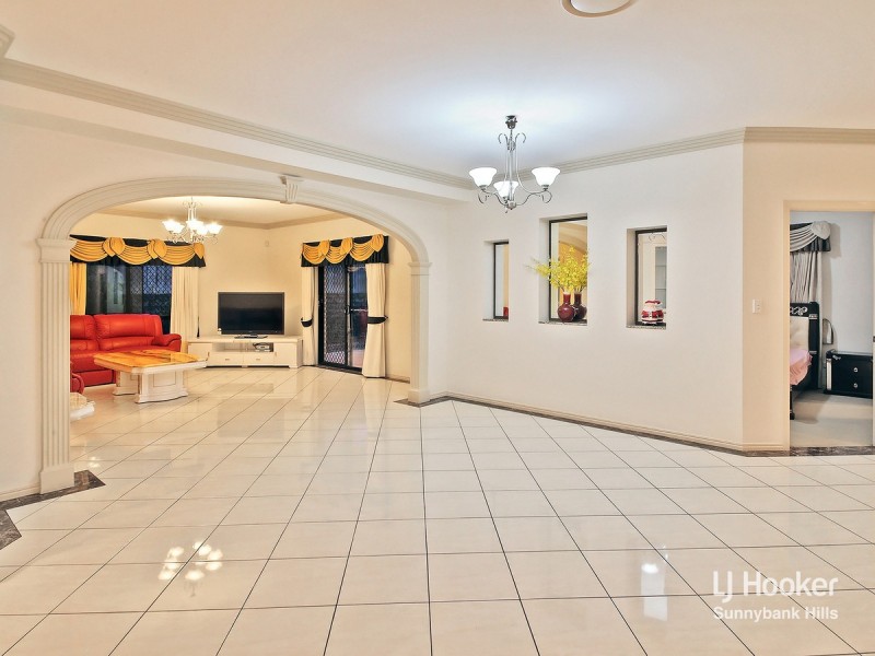 79 The Parkway, Stretton QLD 4116