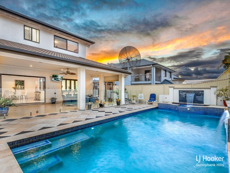 98 White Cedar Circuit, Stretton QLD 4116