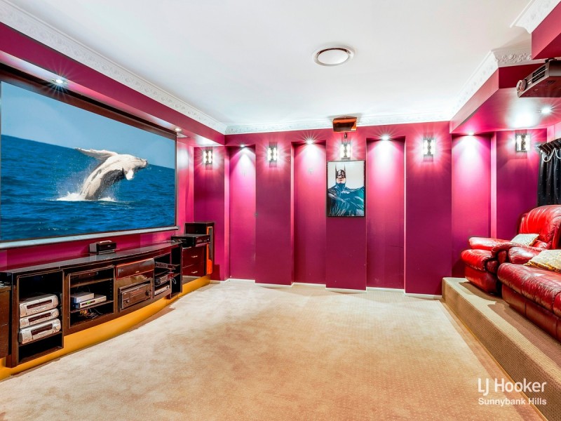 98 White Cedar Circuit, Stretton QLD 4116