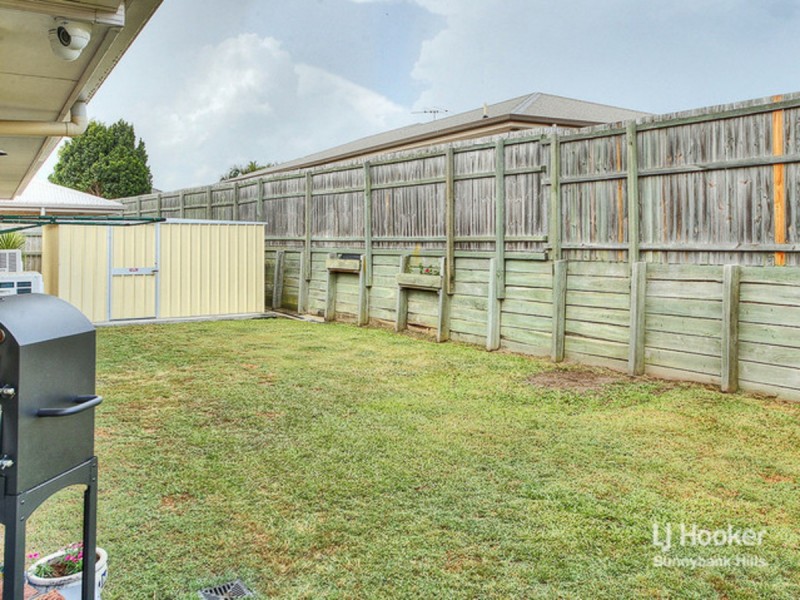 9 Innes Close, Parkinson QLD 4115