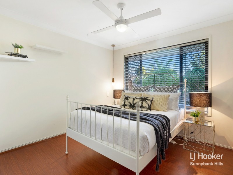 26 Hamersley Place, Parkinson QLD 4115