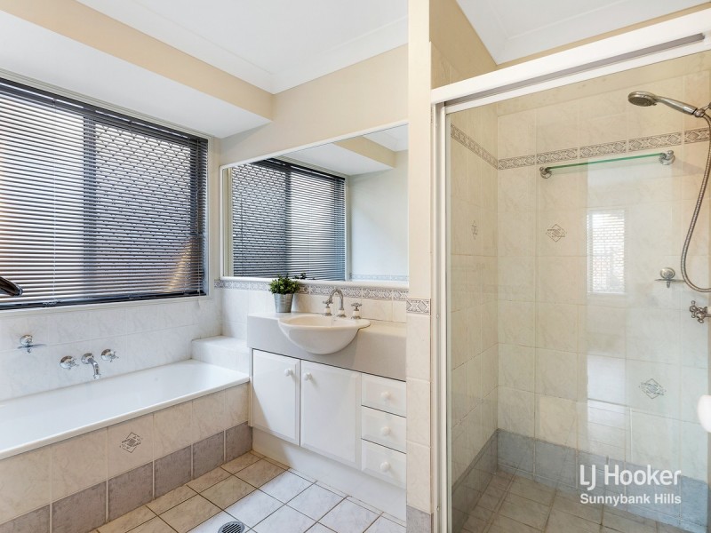 26 Hamersley Place, Parkinson QLD 4115