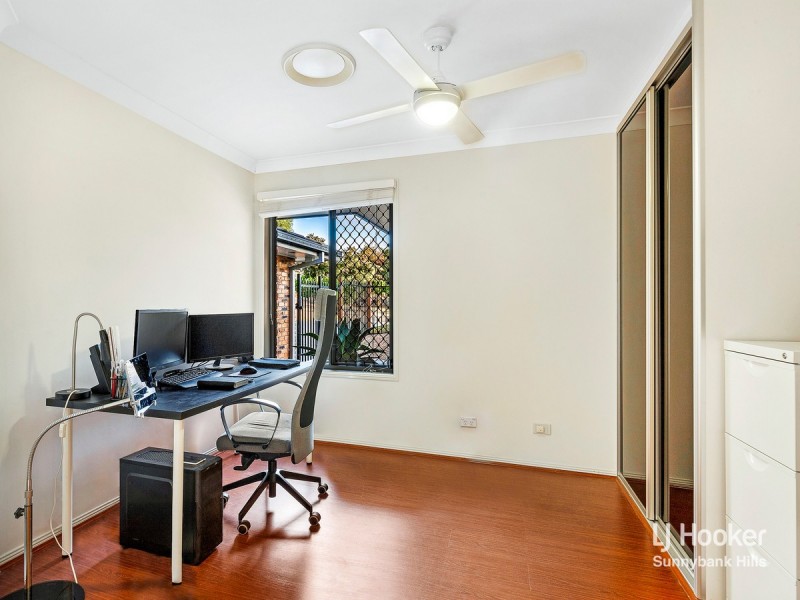 26 Hamersley Place, Parkinson QLD 4115