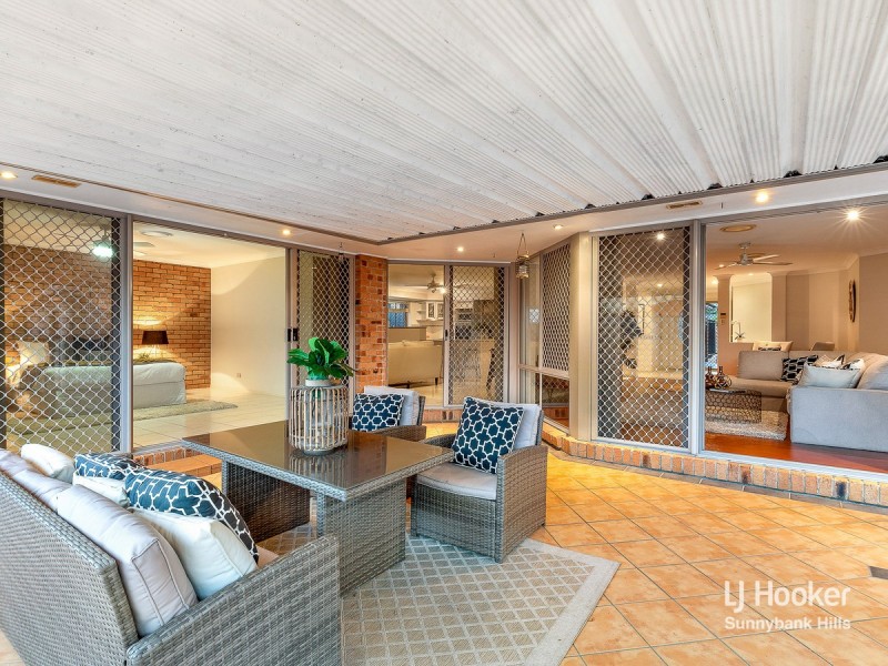 26 Hamersley Place, Parkinson QLD 4115