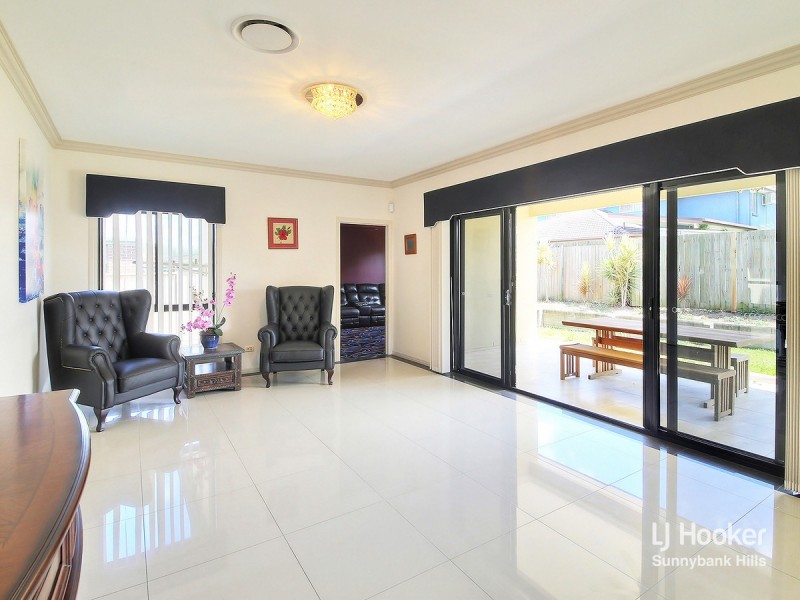 64 Alfred Circuit, Calamvale QLD 4116