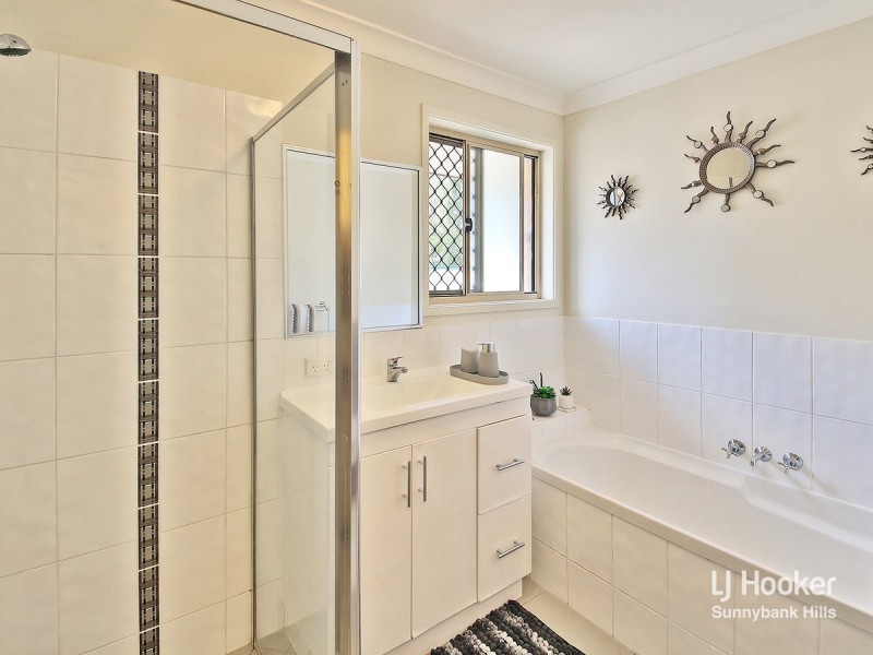 11 Coventry Court, Slacks Creek QLD 4127