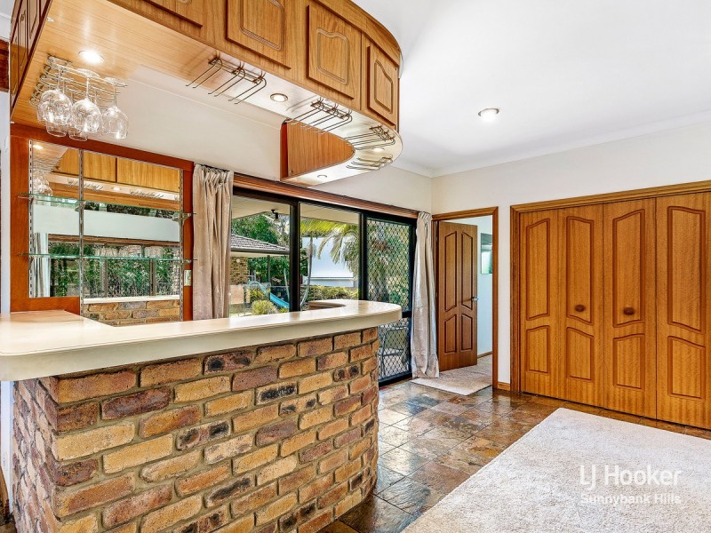 4 Gleneagles Court, Sunnybank QLD 4109