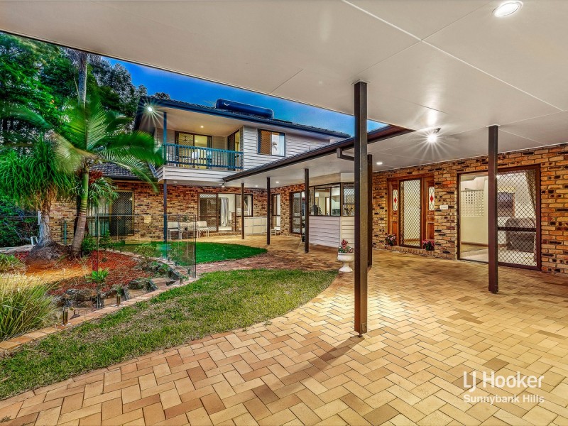 4 Gleneagles Court, Sunnybank QLD 4109
