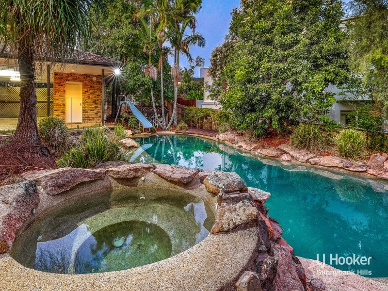 4 Gleneagles Court, Sunnybank QLD 4109