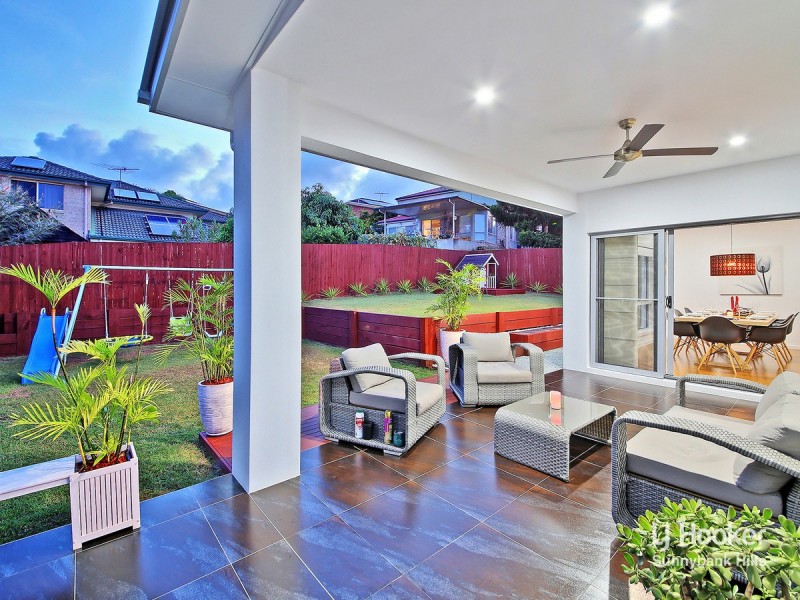 6 Sunshine Place, Eight Mile Plains QLD 4113