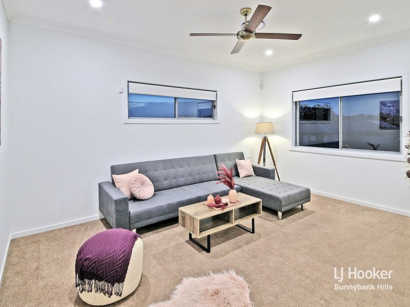 6 Sunshine Place, Eight Mile Plains QLD 4113