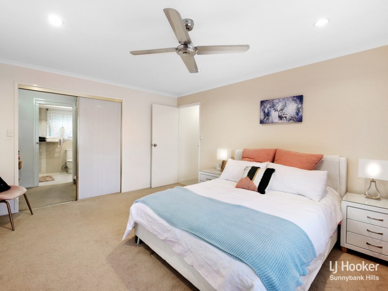 3 Corypha Crescent, Calamvale QLD 4116