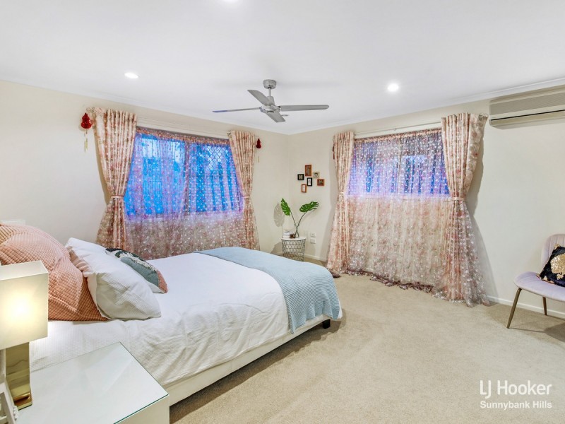 3 Corypha Crescent, Calamvale QLD 4116