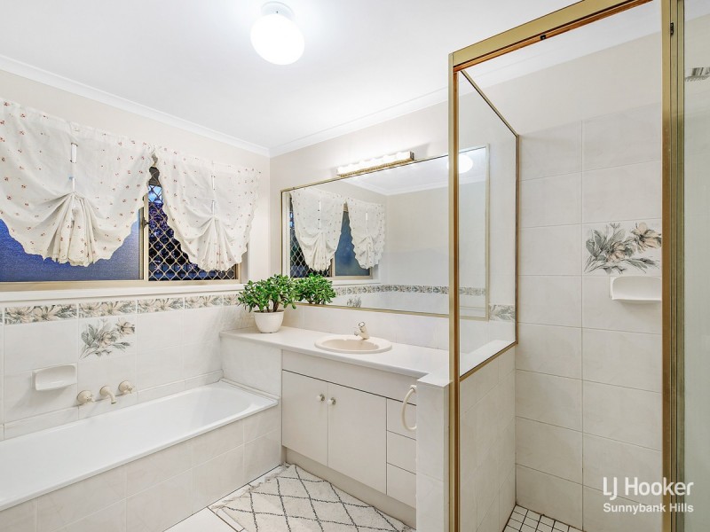 3 Corypha Crescent, Calamvale QLD 4116