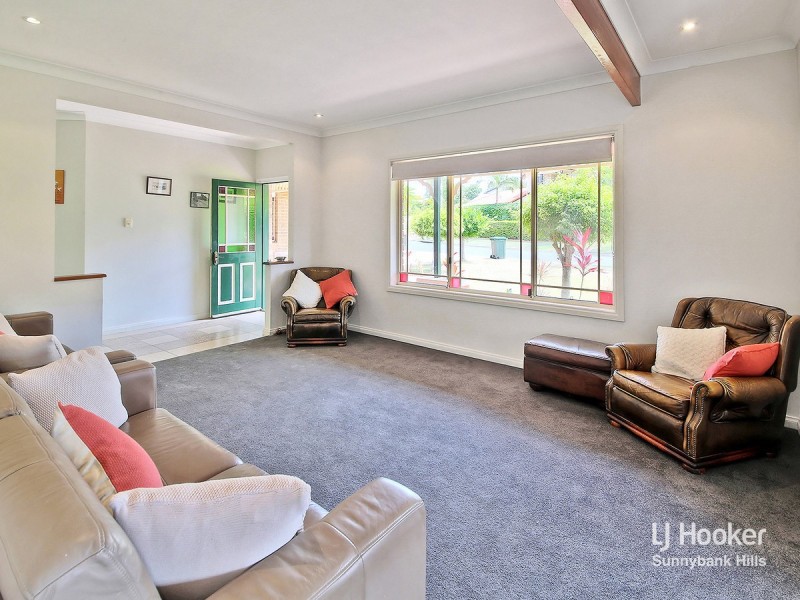 17 Cottonwood Crescent, Calamvale QLD 4116