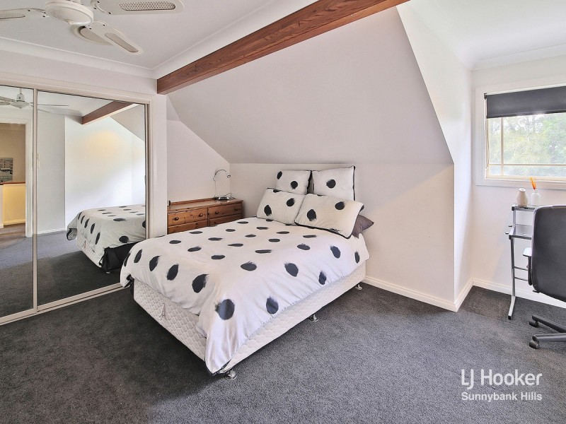 17 Cottonwood Crescent, Calamvale QLD 4116