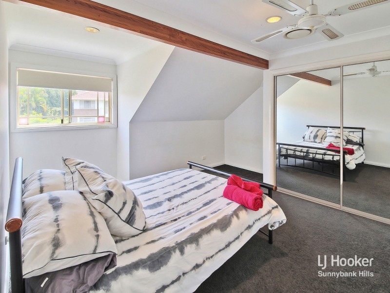 17 Cottonwood Crescent, Calamvale QLD 4116