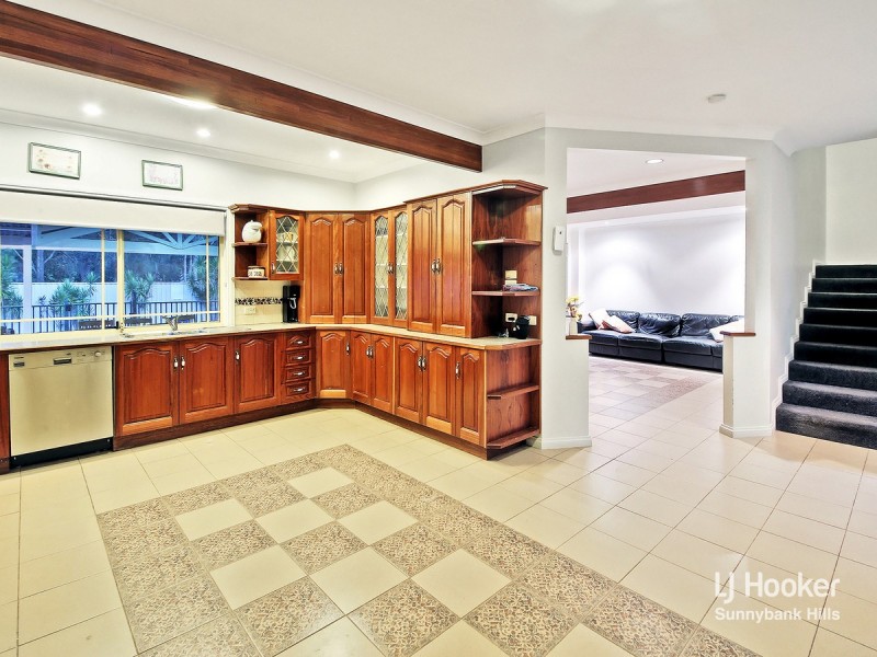 17 Cottonwood Crescent, Calamvale QLD 4116