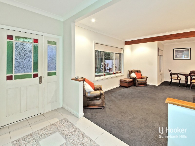 17 Cottonwood Crescent, Calamvale QLD 4116