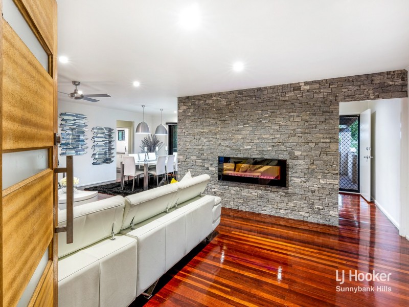 11 Akora Street, Macgregor QLD 4109