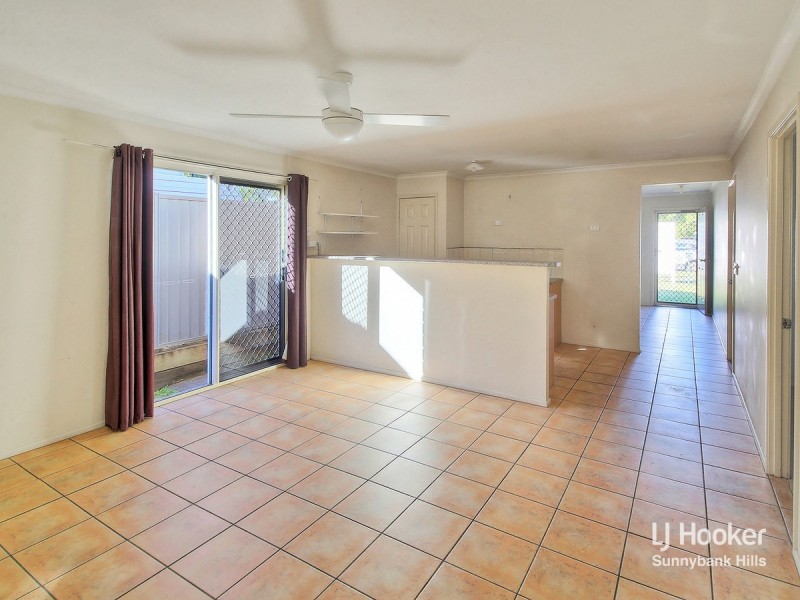 27 Rookwood Avenue, Coopers Plains QLD 4108