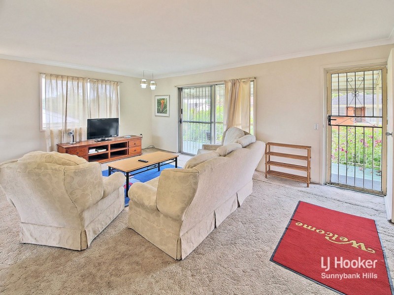 23 Lorrimore Street, Macgregor QLD 4109