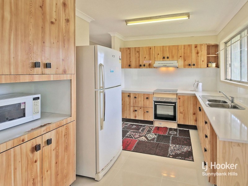 23 Lorrimore Street, Macgregor QLD 4109