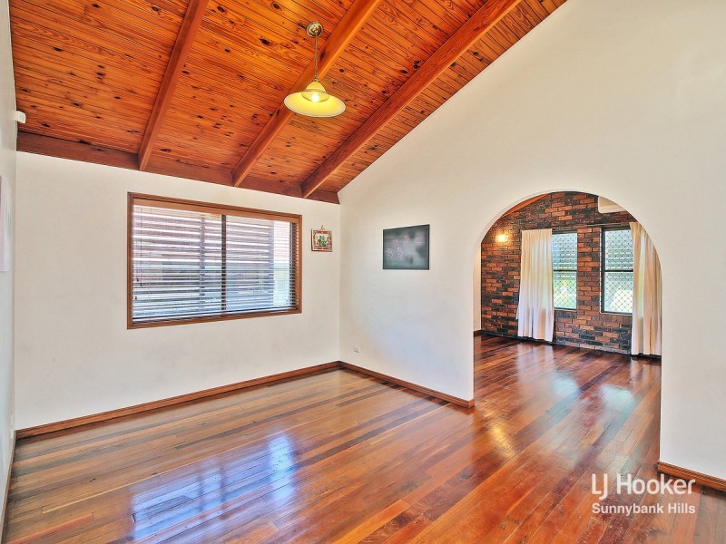 77 Honeywood Street, Sunnybank Hills QLD 4109