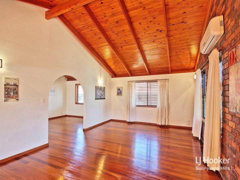 77 Honeywood Street, Sunnybank Hills QLD 4109