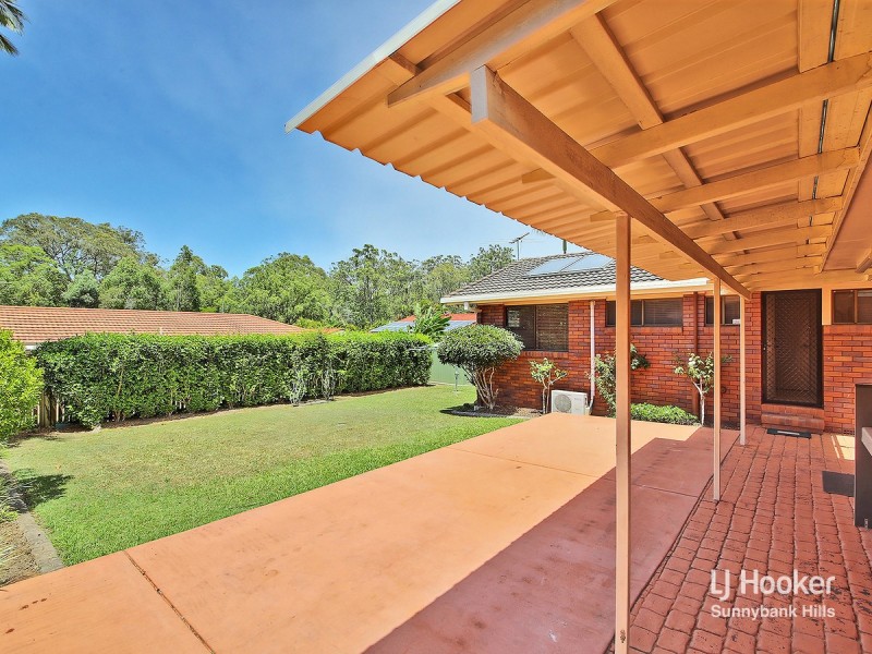 77 Honeywood Street, Sunnybank Hills QLD 4109