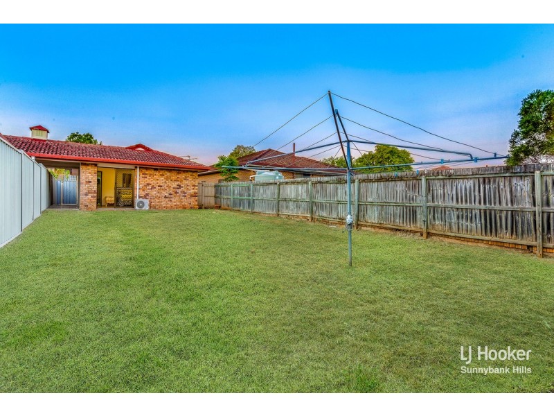 12A Angophora Street, Robertson QLD 4109