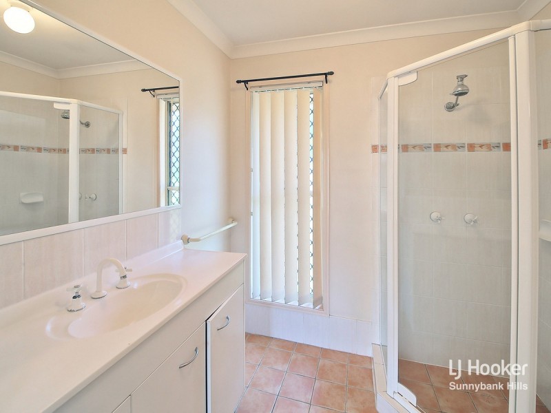 65 Watarrka Drive, Parkinson QLD 4115