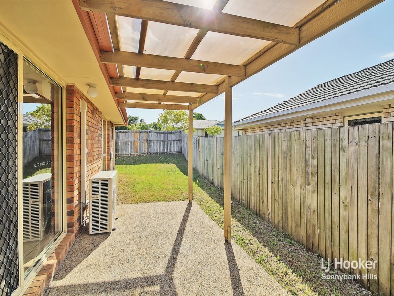 65 Watarrka Drive, Parkinson QLD 4115